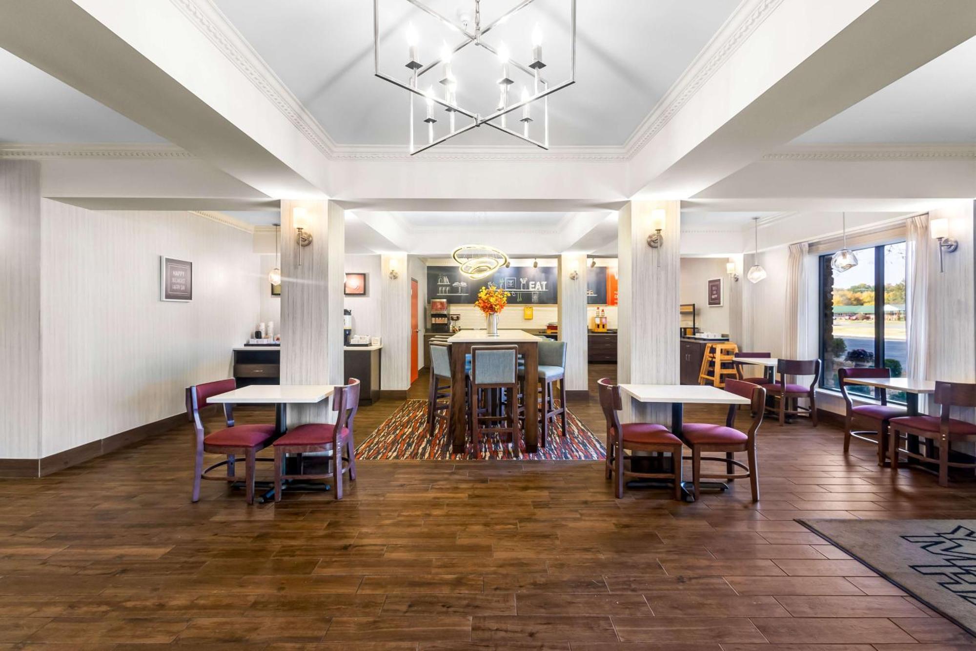 Hampton Inn Marion Extérieur photo